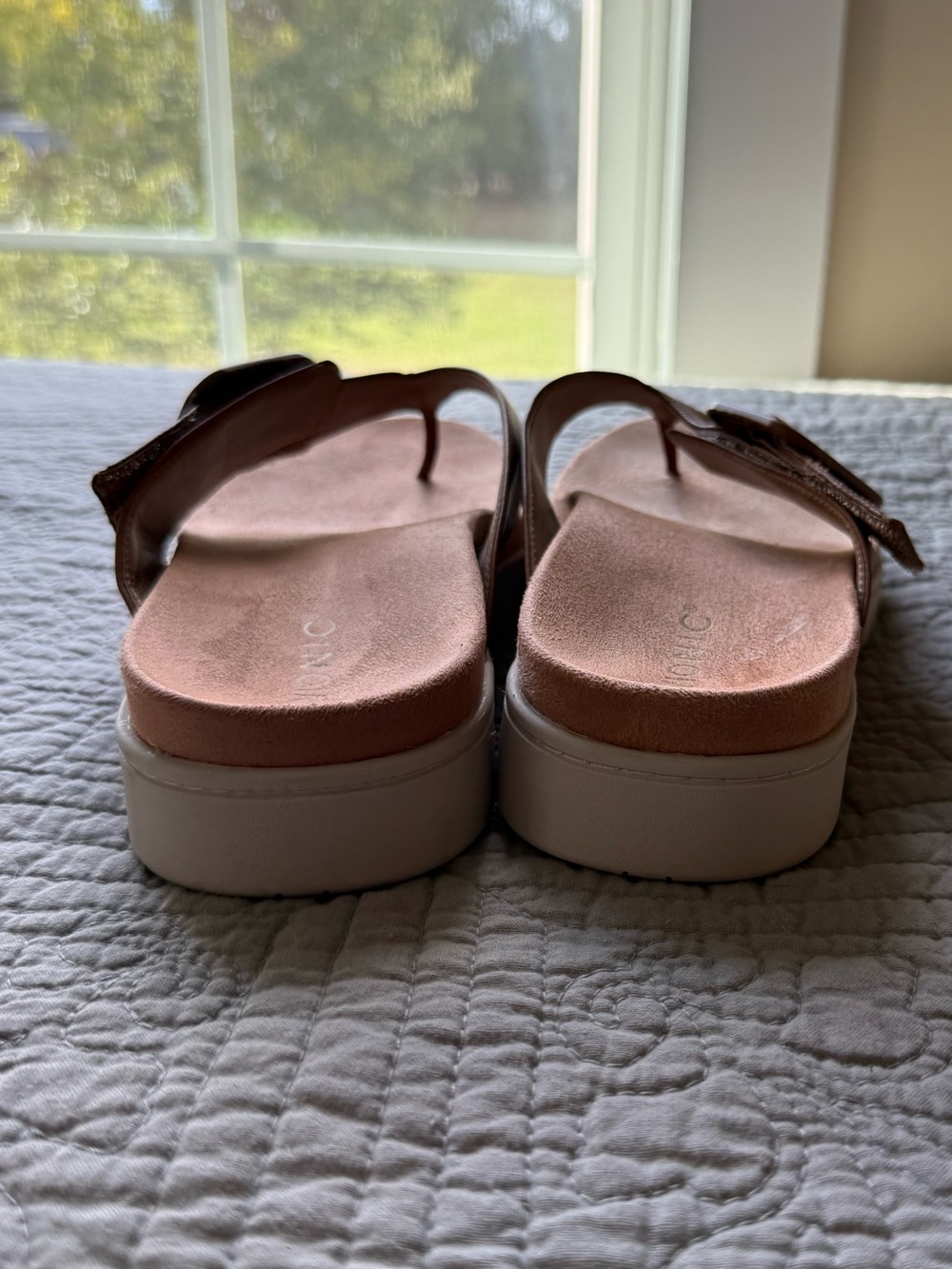 Vionic Sandals - Picture 4 of 10